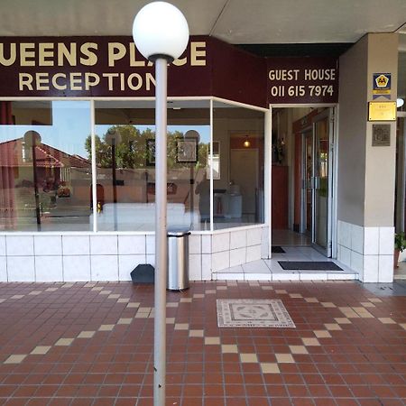 Queen'S Place Johannesburg Exteriör bild